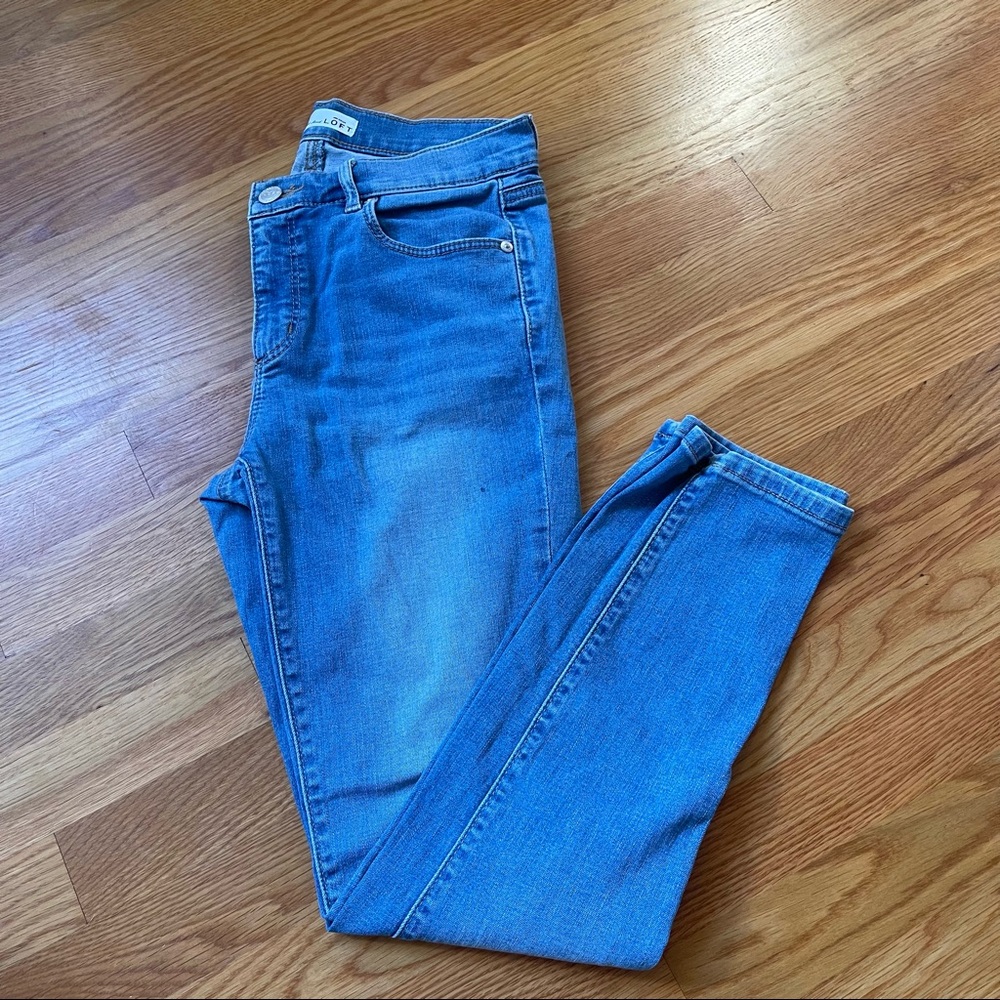 LOFT Light Wash Modern Skinny Jeans